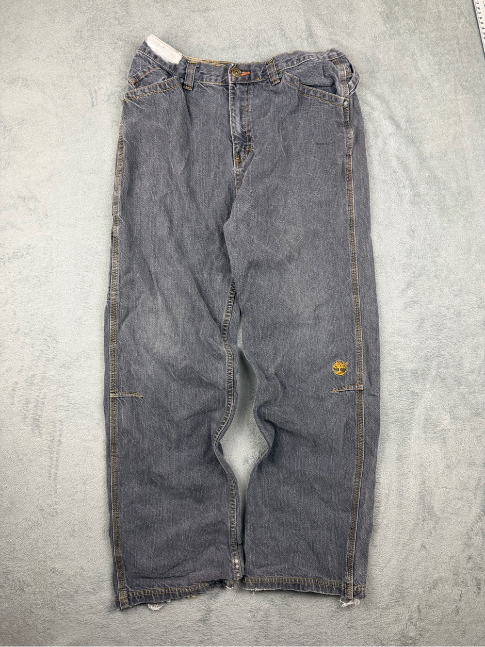 Timberland Men's Relaxed Blue-Gray Workstyle Jeans with Embroidered Logo